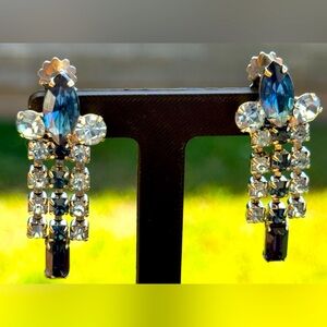 Vintage royal blue and aquamarine clip on earrings